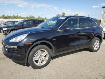  Salvage Porsche Cayenne