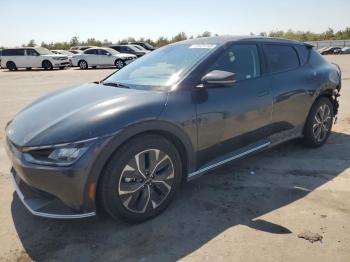  Salvage Kia EV6