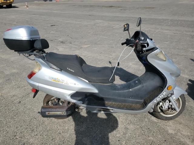  Salvage Tank Scooter