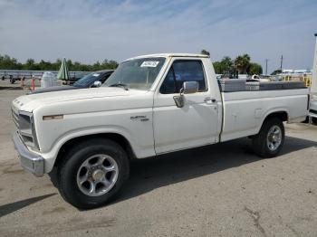  Salvage Ford Bronco