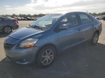  Salvage Toyota Yaris