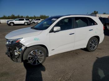  Salvage Kia Sorento