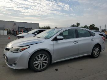  Salvage Toyota Avalon