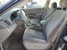 Toyota Camry Le Image 9