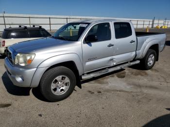  Salvage Toyota Tacoma