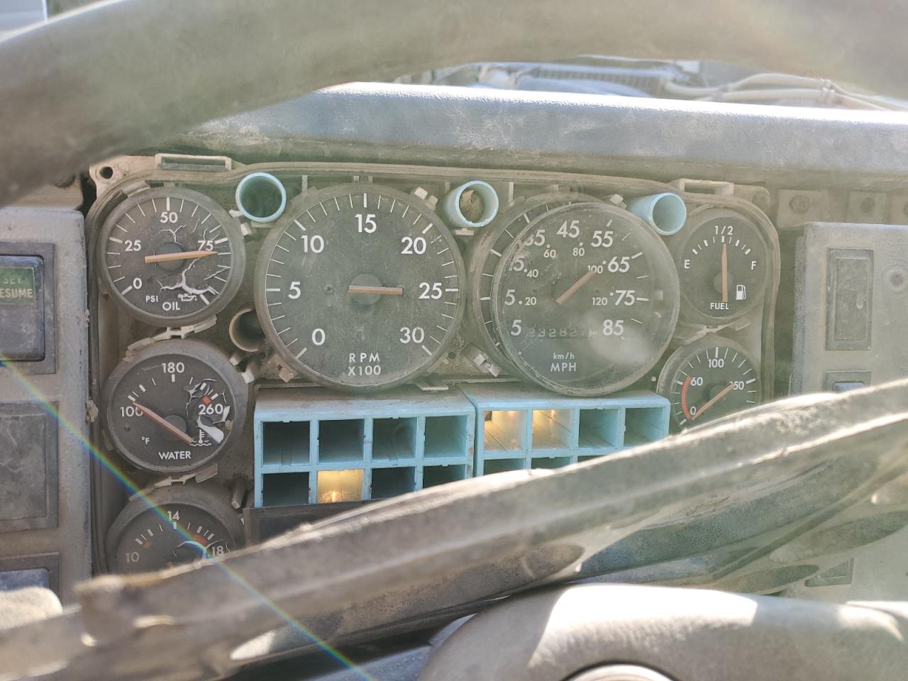 Freightliner Medium Con Fl70 Image 13