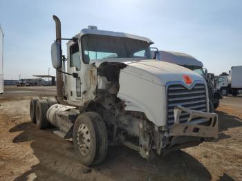  Salvage Mack Cxu613