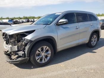  Salvage Toyota Highlander