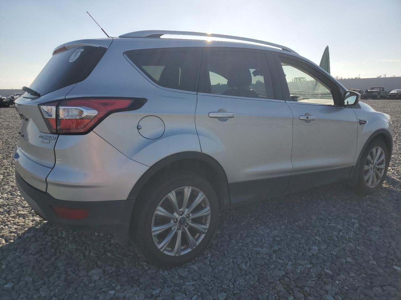 Ford Escape Titanium Image 4