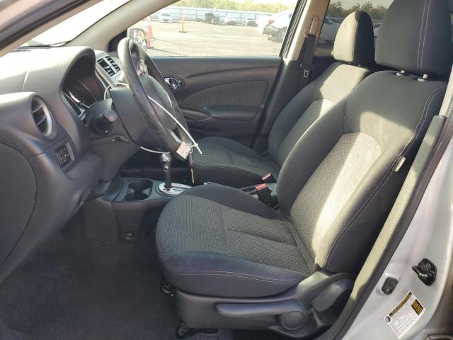 Nissan Versa S Image 5