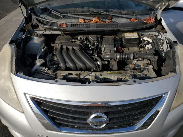 Nissan Versa S Image 11