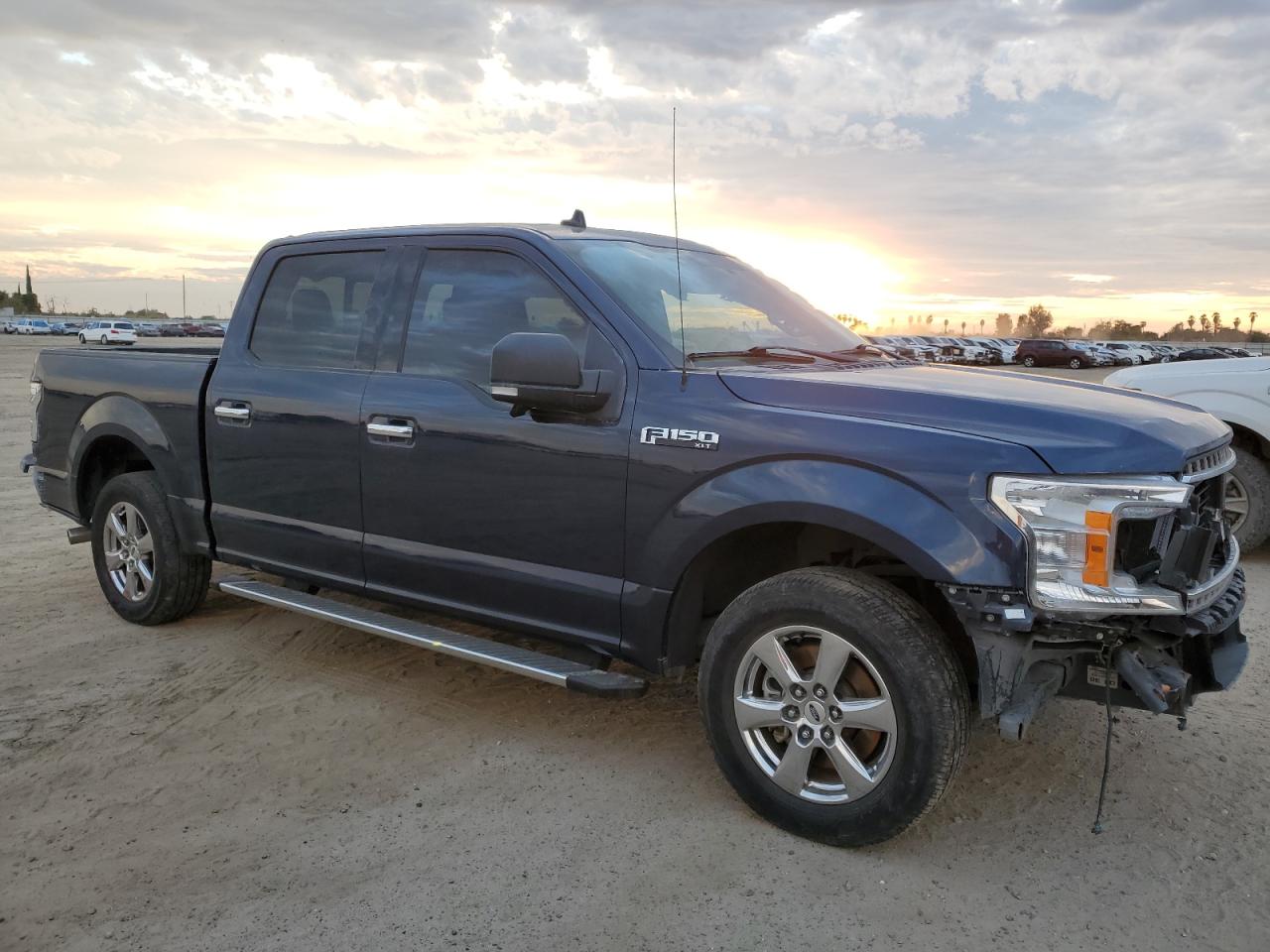 Ford F-150 Supercrew Image 3