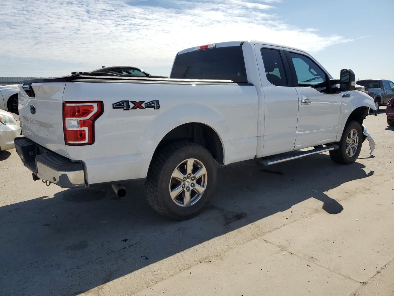 Ford F-150 Super Cab Image 2