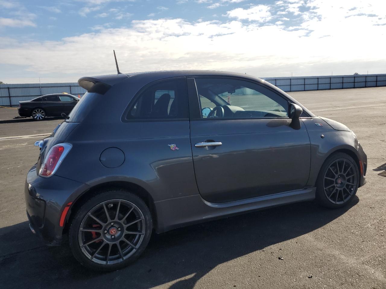FIAT 500 Abarth Image 6