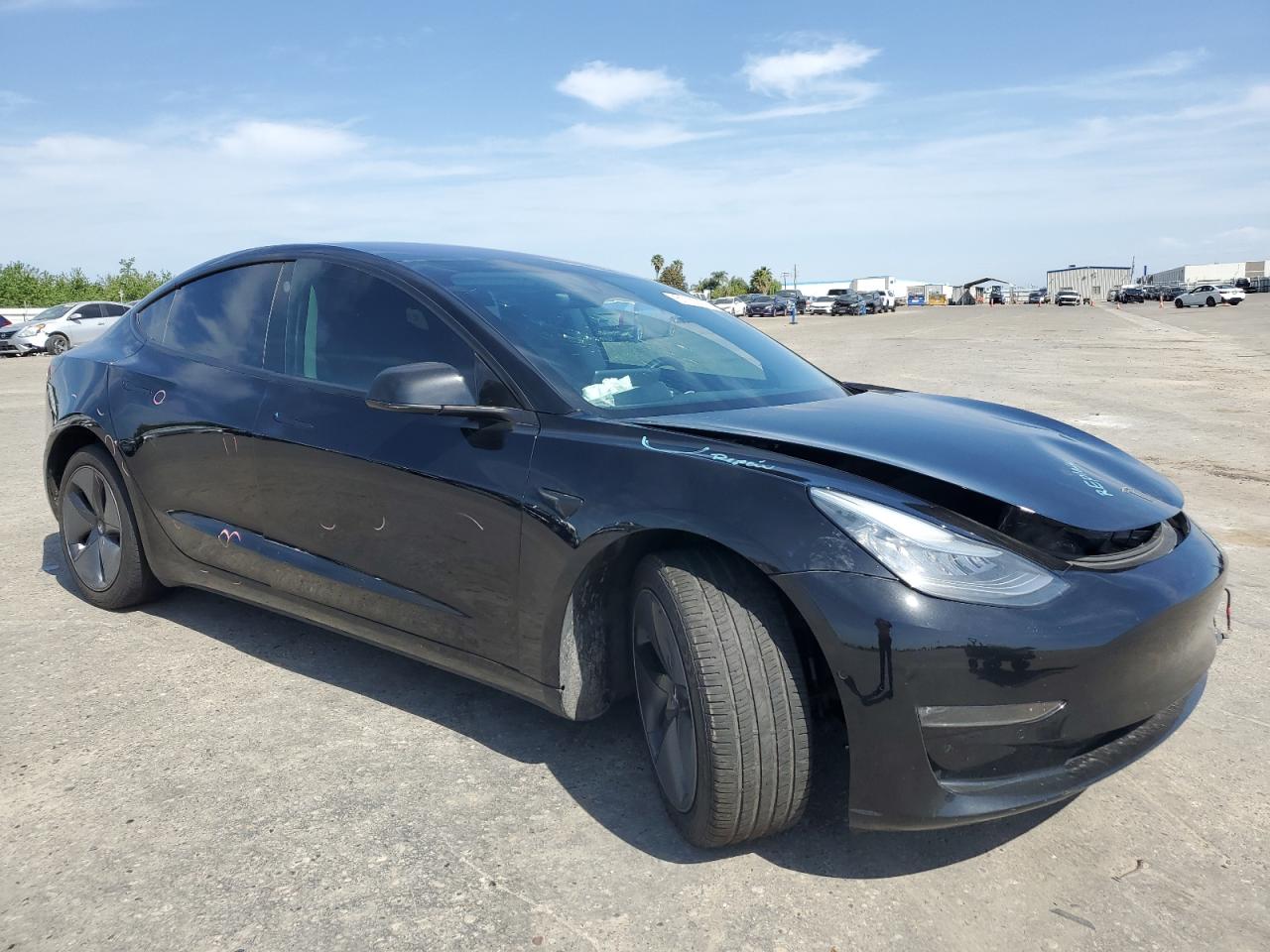 Tesla Model 3 Image 3