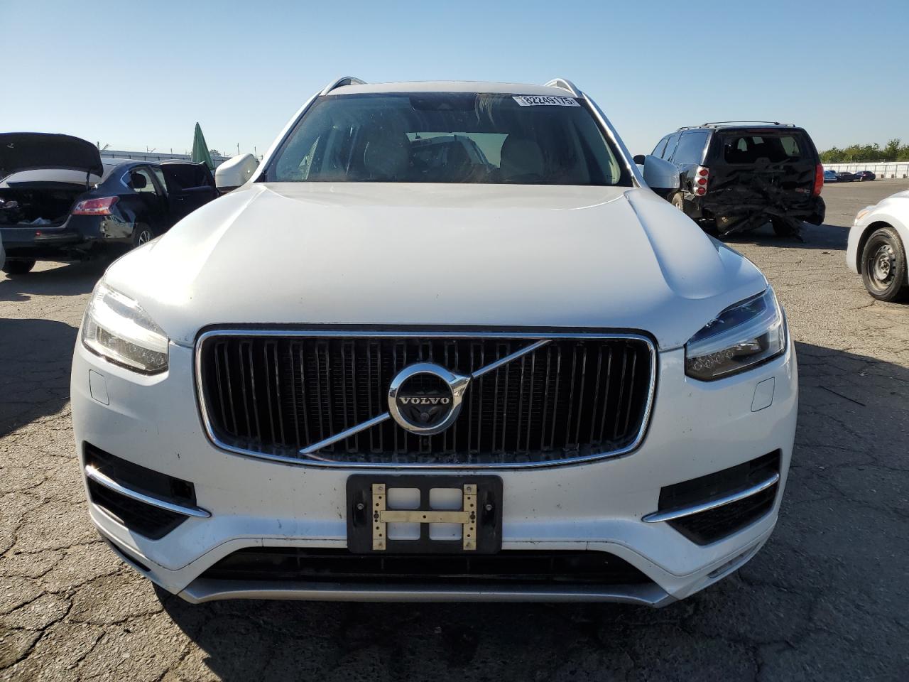 Volvo XC90 T6 Image 12