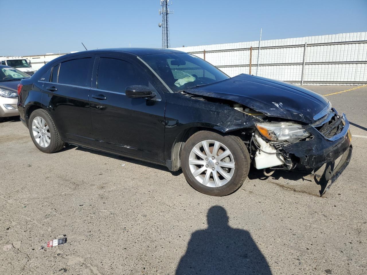 Chrysler 200 Touring Image 3