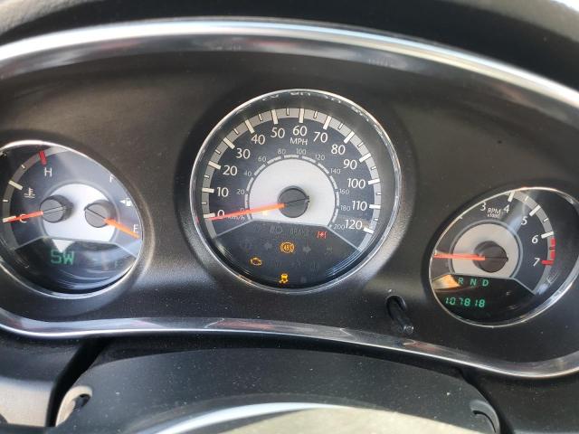 Chrysler 200 Touring Image 6