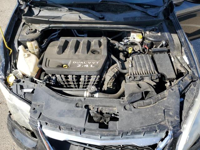 Chrysler 200 Touring Image 12