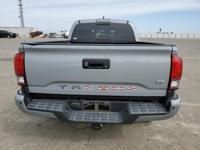 Toyota Tacoma Double Cab Image 8