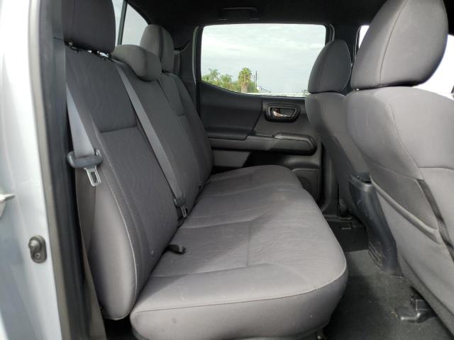 Toyota Tacoma Double Cab Image 10