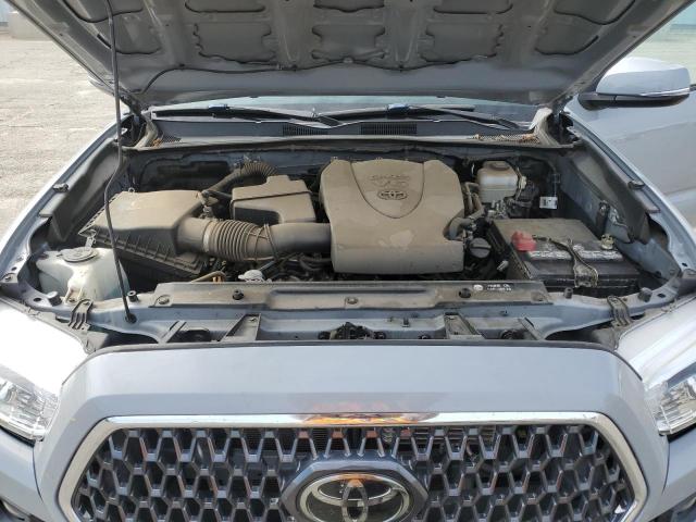 Toyota Tacoma Double Cab Image 9