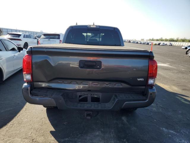 Toyota Tacoma Double Cab Image 4