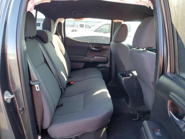 Toyota Tacoma Double Cab Image 7