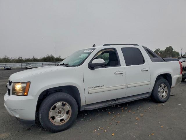  Salvage Chevrolet Avalanche