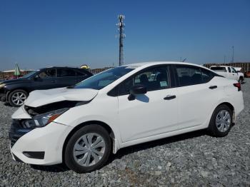  Salvage Nissan Versa