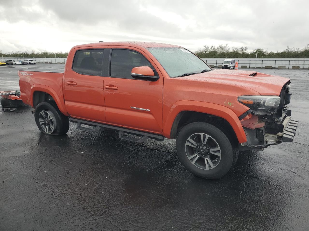 Toyota Tacoma Double Cab Image 8