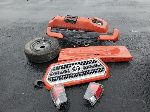 Toyota Tacoma Double Cab Image 11