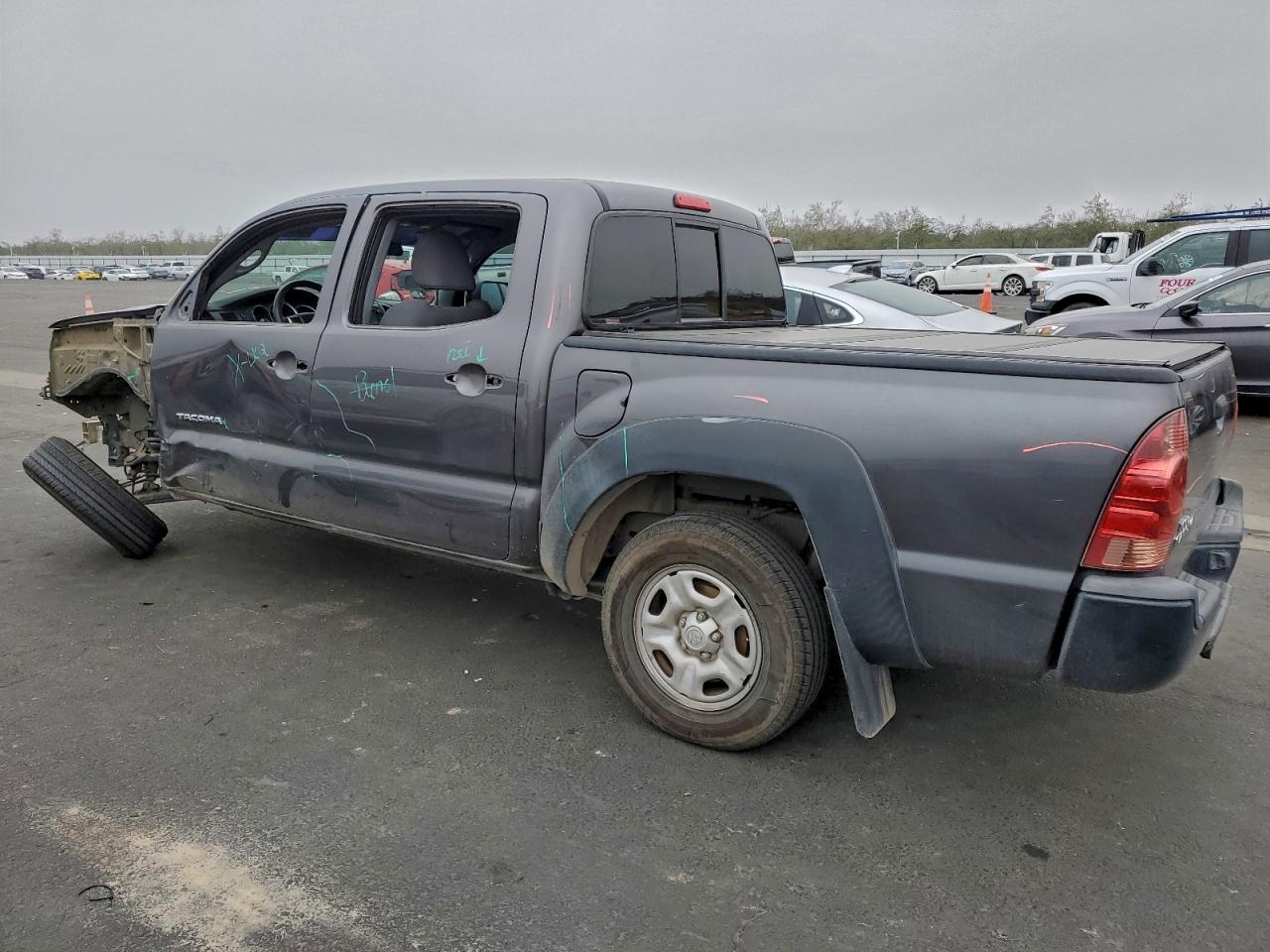 Toyota Tacoma Double Cab Image 8