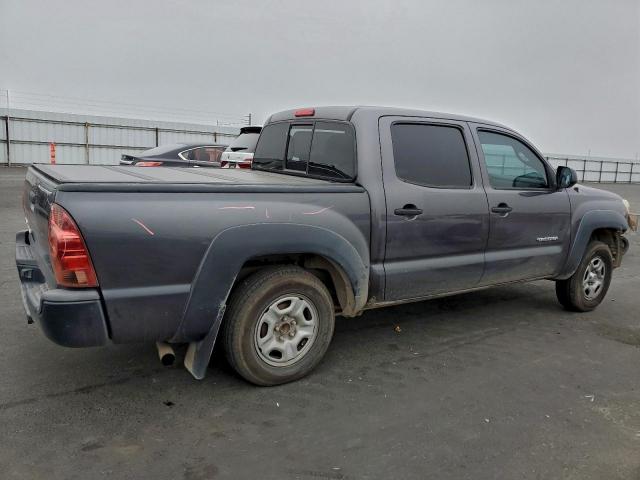Toyota Tacoma Double Cab Image 11