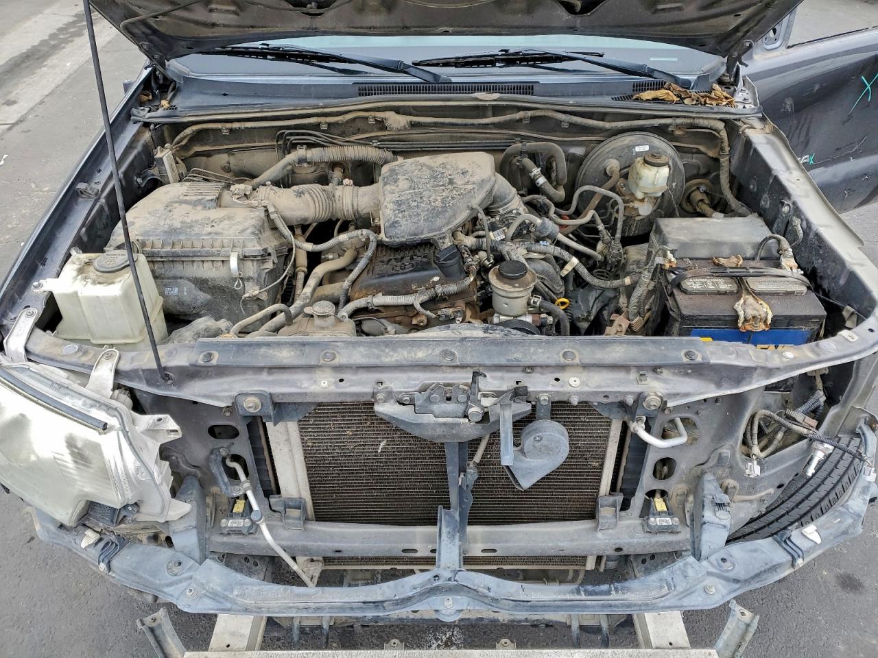 Toyota Tacoma Double Cab Image 13