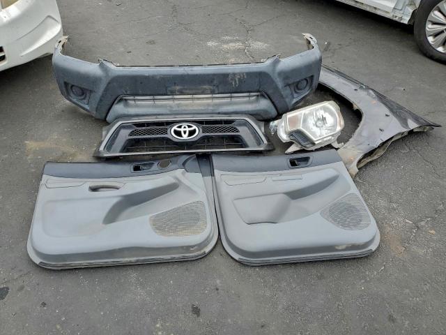 Toyota Tacoma Double Cab Image 10