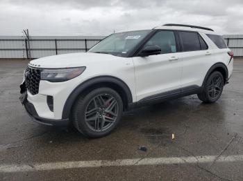  Salvage Ford Explorer