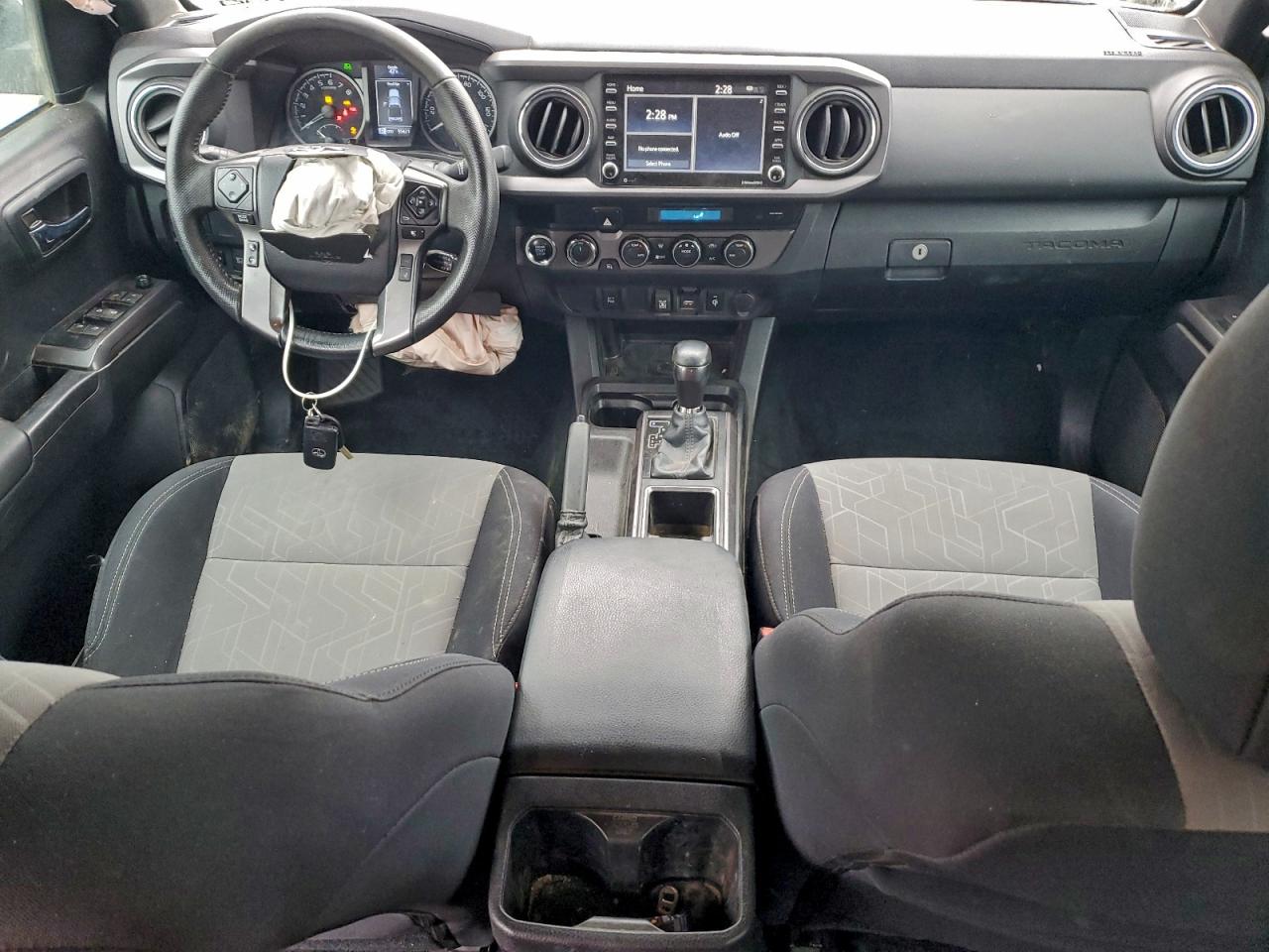 Toyota Tacoma Double Cab Image 5