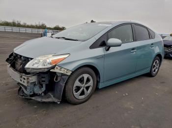  Salvage Toyota Prius