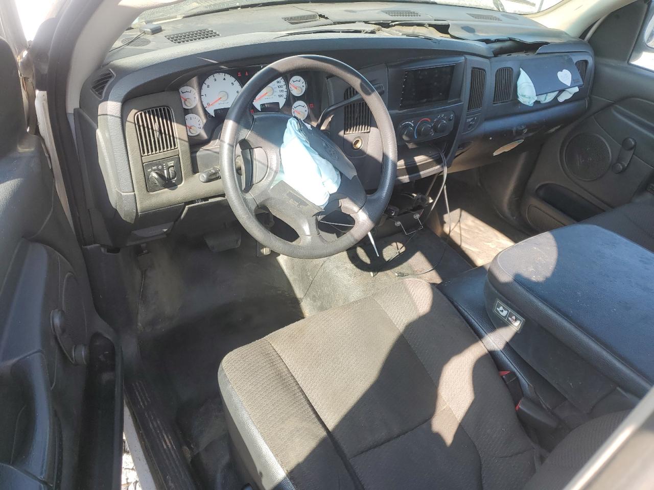 Dodge Ram 1500 Image 8