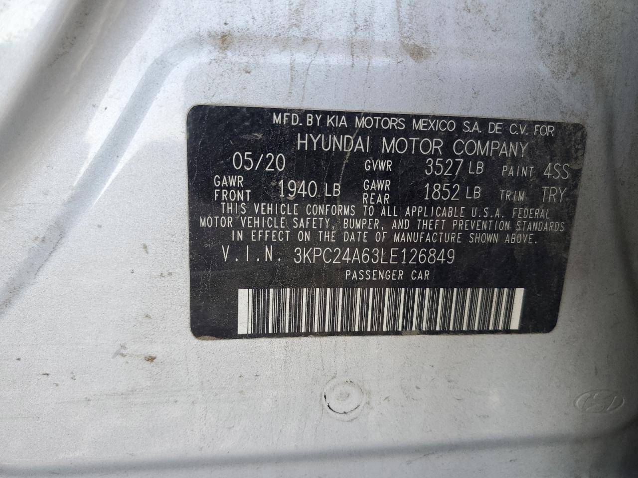 Hyundai ACCENT Se Image 9