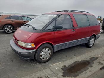  Salvage Toyota Previa