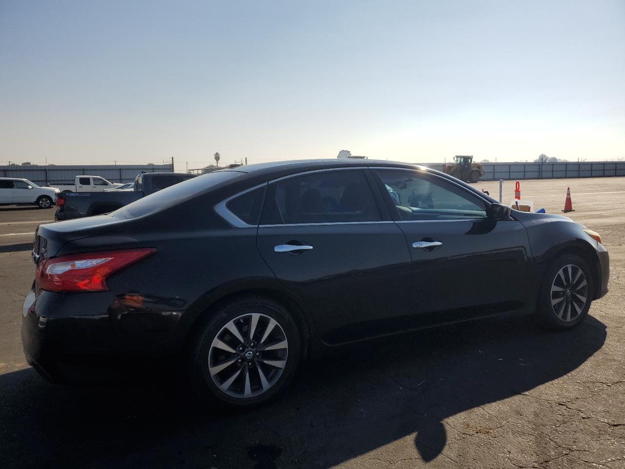 Nissan Altima 2.5 Image 7