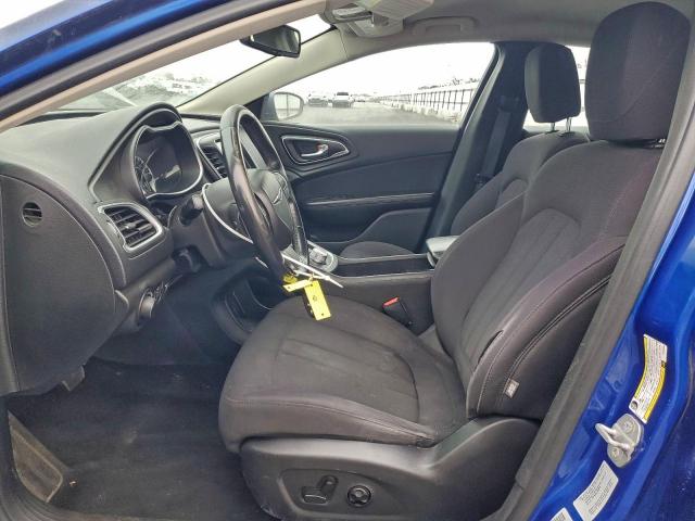 Chrysler 200 Limited Image 5