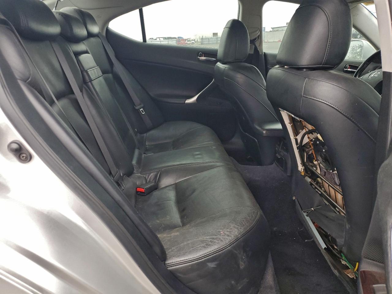 Lexus Is 250 Image 2