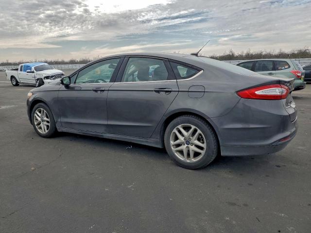 Ford Fusion Se Image 3
