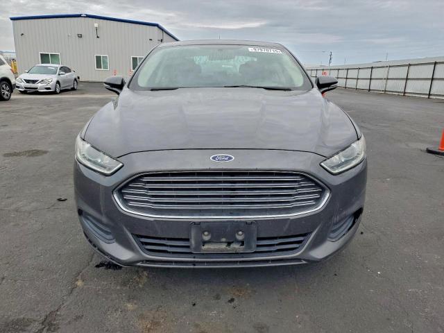 Ford Fusion Se Image 11