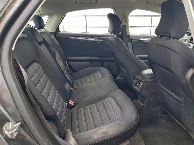 Ford Fusion Se Image 5