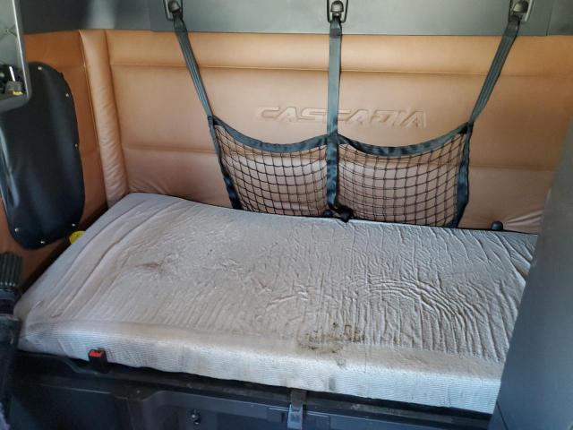 Freightliner Cascadia 1 Image 7