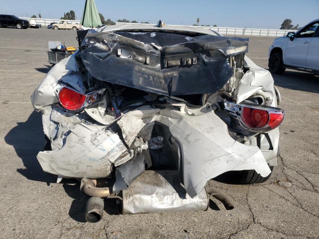 Toyota Scion Image 11